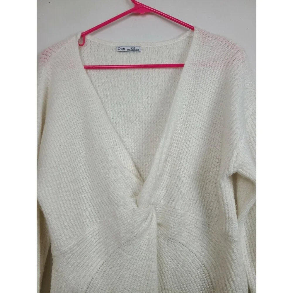 Dex Womens‎ Sweater Size Medium Ivory Twist Front V-Neck Long Sleeve Pullover